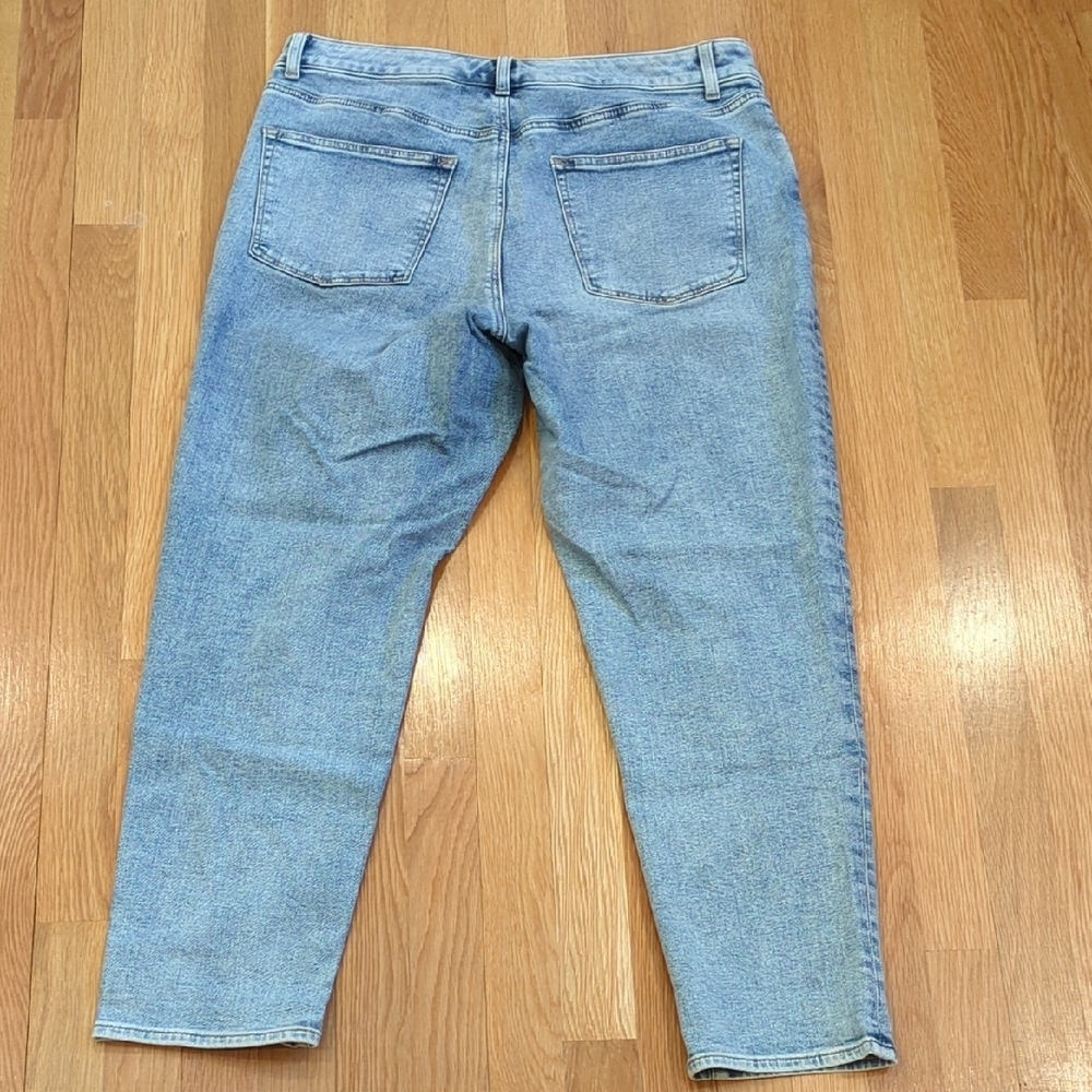 Talbots Easy Straight Relaxed Jeans Light wash Denim Beach Coastal Preppy Sz 12 - Picture 5 of 5